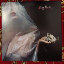 Saigon Blue Rain - Oko