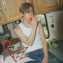 Yoon, Seo Bin - Rizz