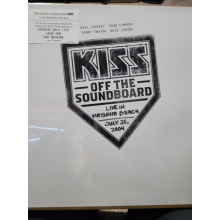 Kiss - Off the Soundboard: Live In Virginia Beach, July 25, 2004