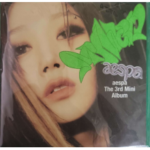 Aespa - My World - The 3rd Mini Album (giselle)