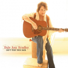 Bradley, Dale Ann - Don't Turn Your Back