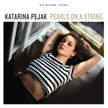 Pejak, Katarina - Pearls On a String